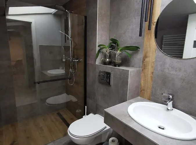 Misvest Tomasz Klimatyzacja Apartmán